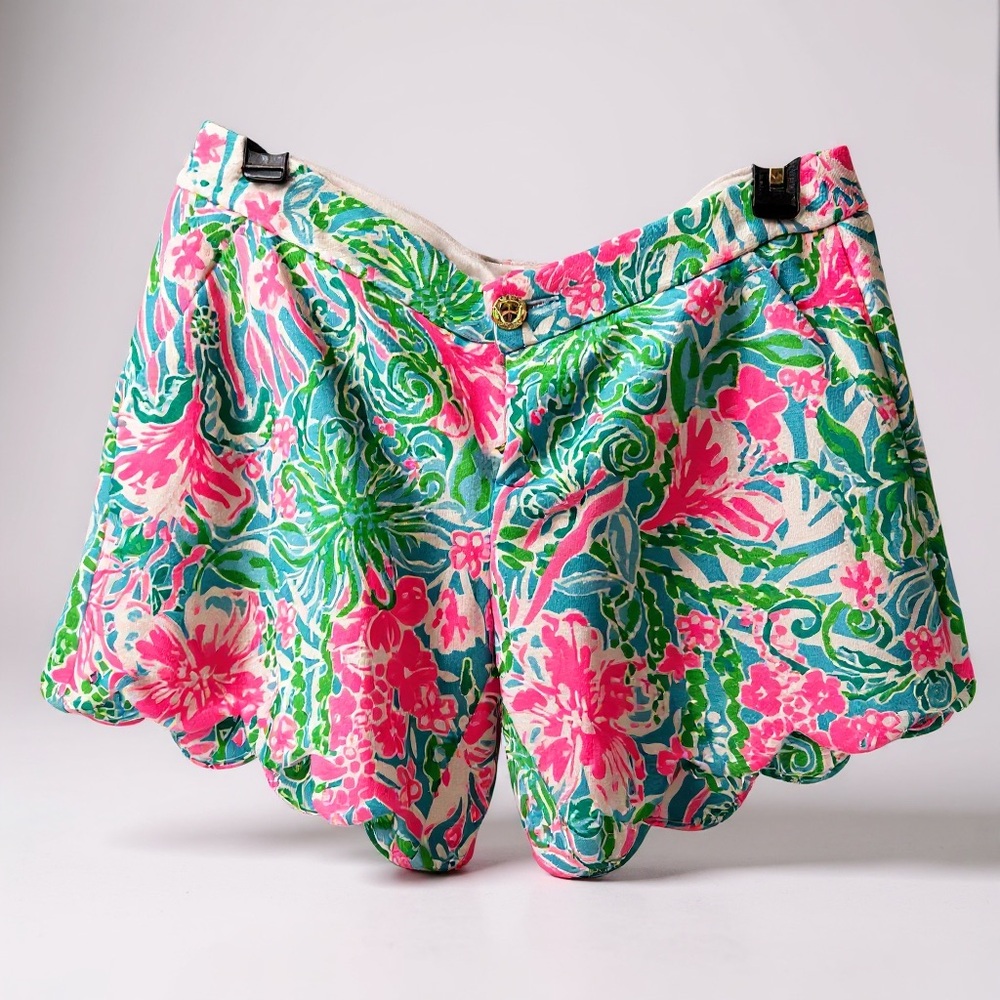 Lilly Pulitzer Vibrant Floral Women's Shorts size 4